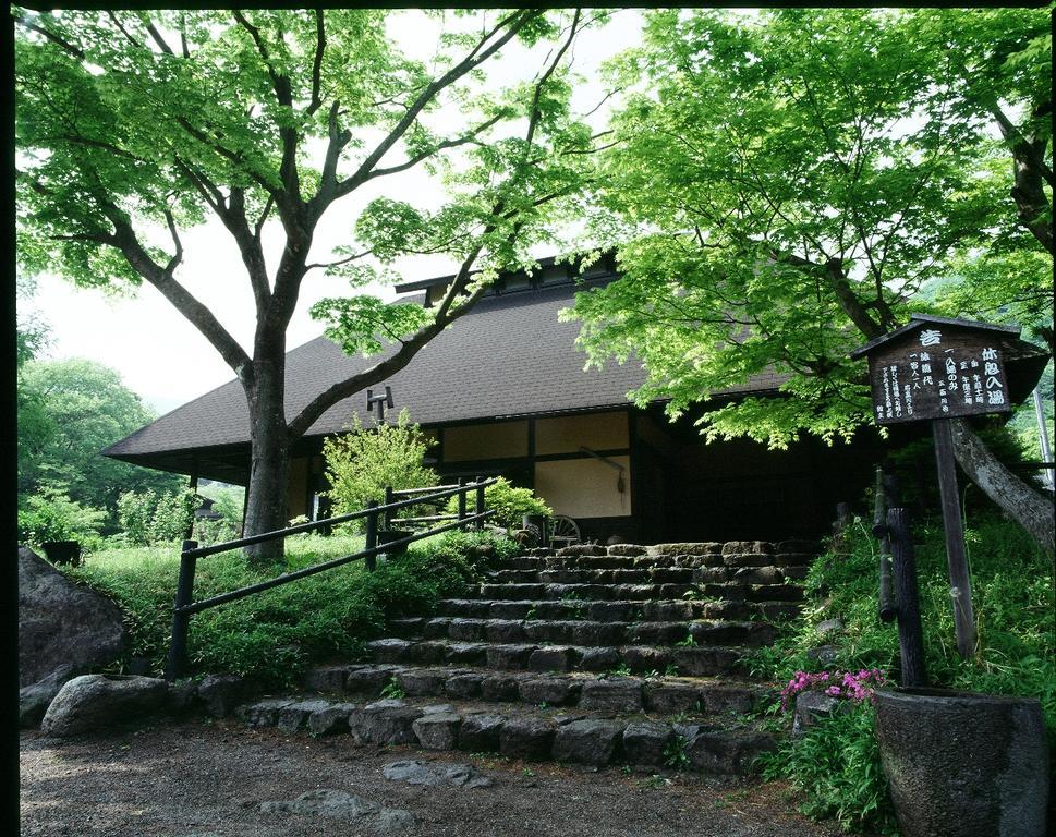 Hatago Chujikan Hotel Маебаши Екстериор снимка